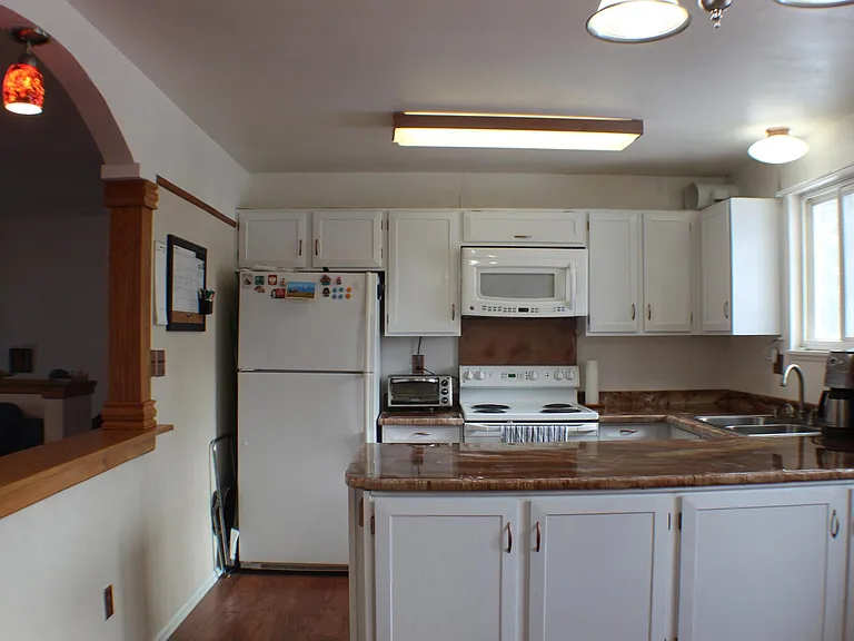 813 Winchester Dr — Photo 19