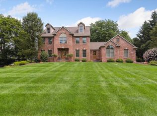 9559 Sherwood Dr, Saline, MI