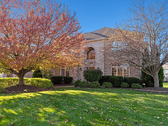 2nd image of 4211 Clearwater Ln