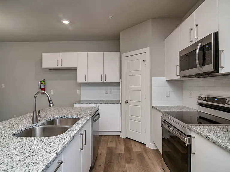 721 Harvest Moon Dr — Photo 6