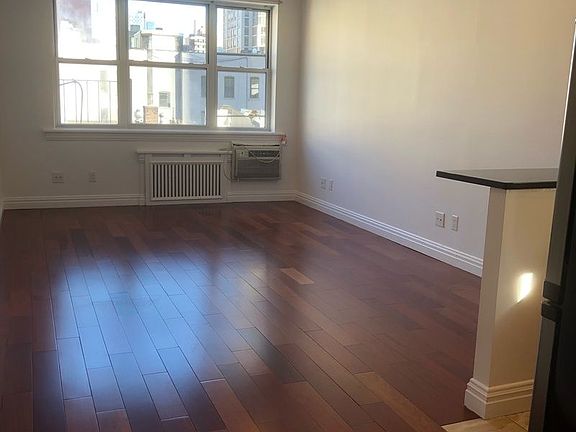 2nd image of 348 E 58th St APT 6A