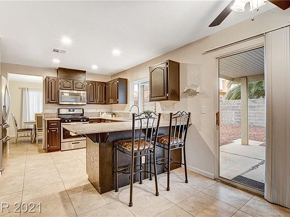 5th image of 1836 Monte Alban Dr