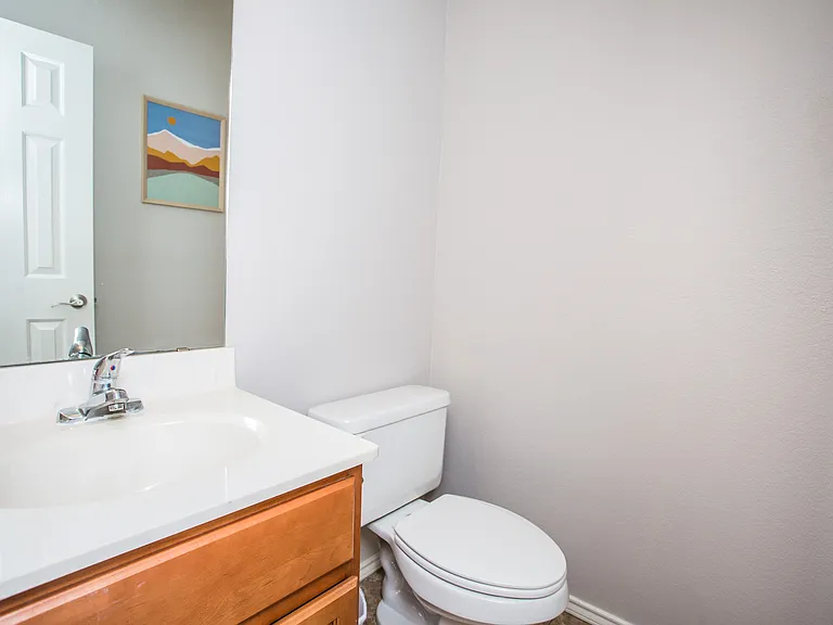 2108 Main St #4 — Photo 11