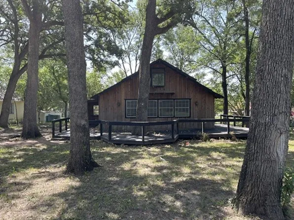 139 Littlefield Dr, East Tawakoni, TX 75472