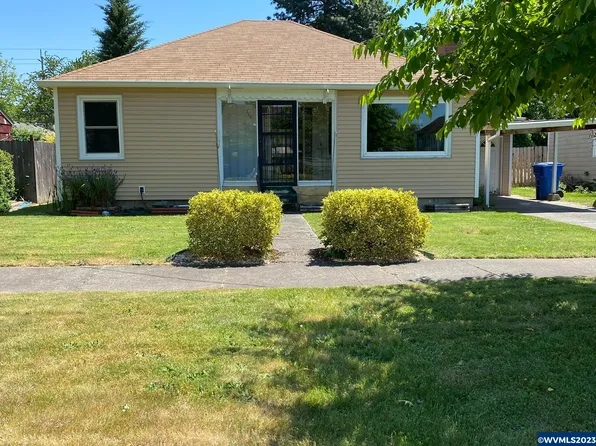 770 16th St NE, Salem, OR 97301