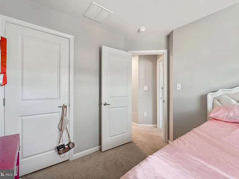 205 Dalton Dr — Photo 22