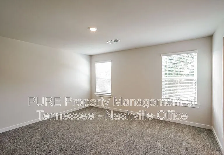 3889 Northbrook Dr — Photo 26