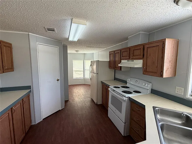 5132 Janes Dr — Photo 6