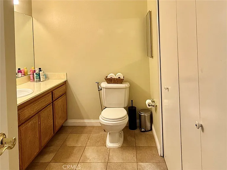 10651 Bell St — Photo 15