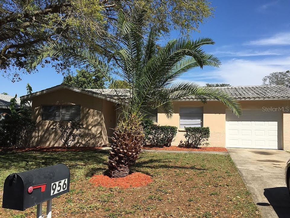 1st image of 956 Wicks Dr