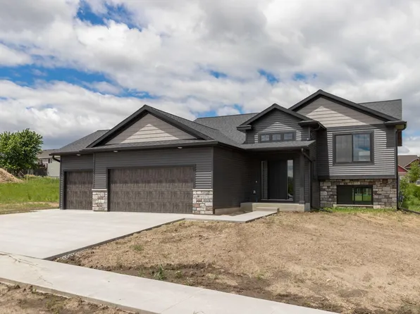 1818 Brandt Dr NE, Byron, MN 55920