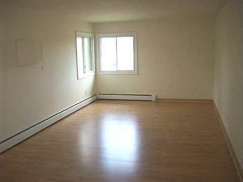 4th image of 5911 Oxford St APT 10