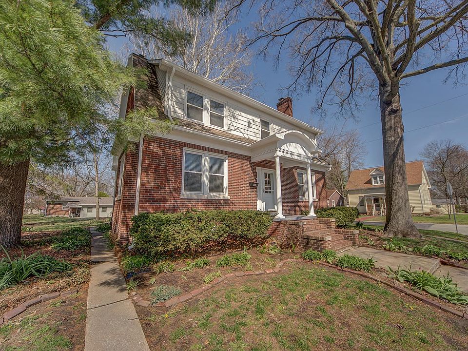 1st image of 313 N Railway St