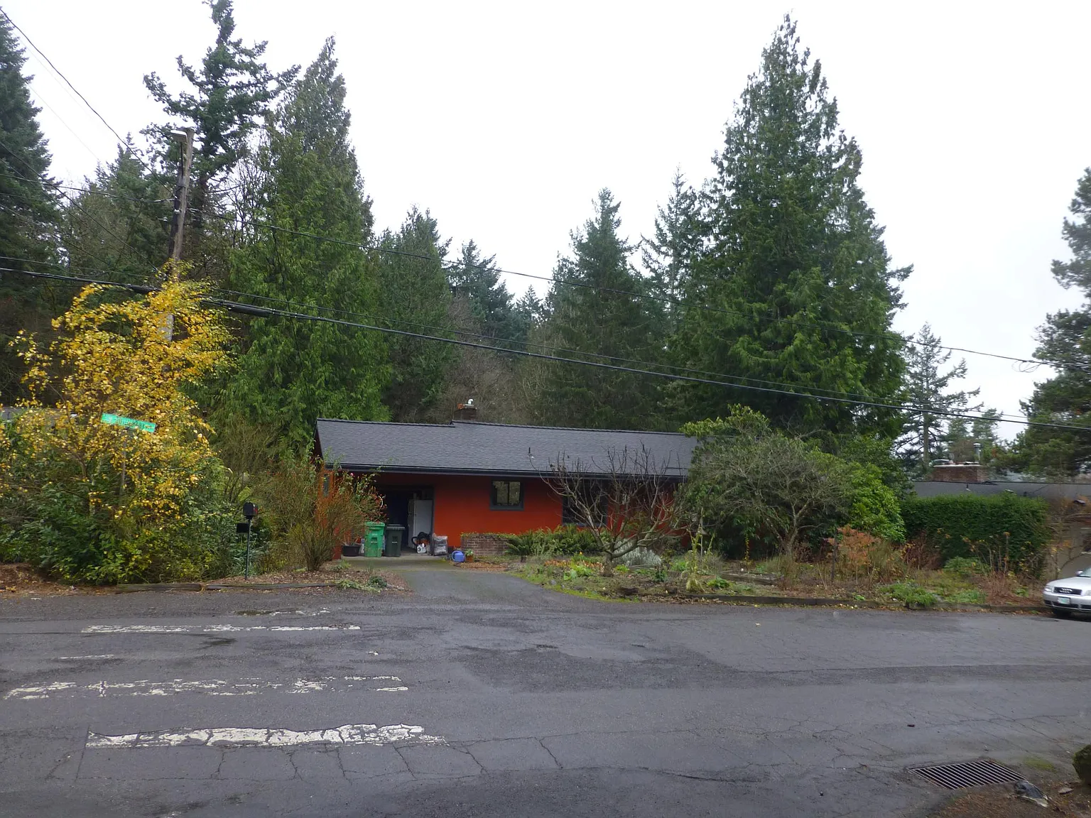 2526 SW Boundary St photo 1