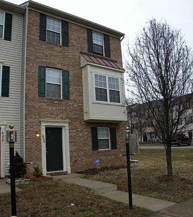 2nd image of 400 Kensington Dr