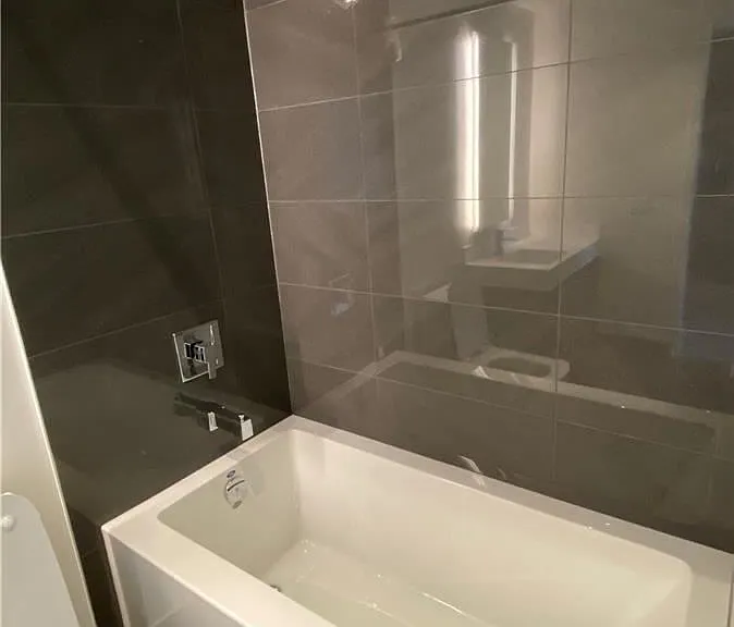 1 Yorkville Ave #2810 — Photo 29