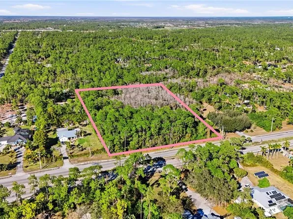 XXXX Golden Gate BLVD W, NAPLES, FL 34120