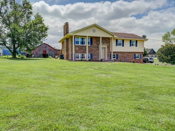 938 Suncrest Dr