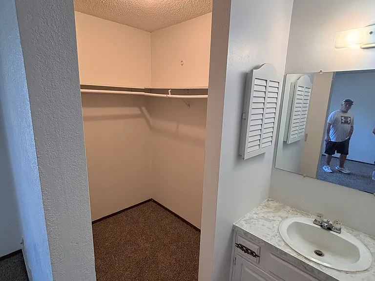 1500 E 10th Ave #8 — Photo 11