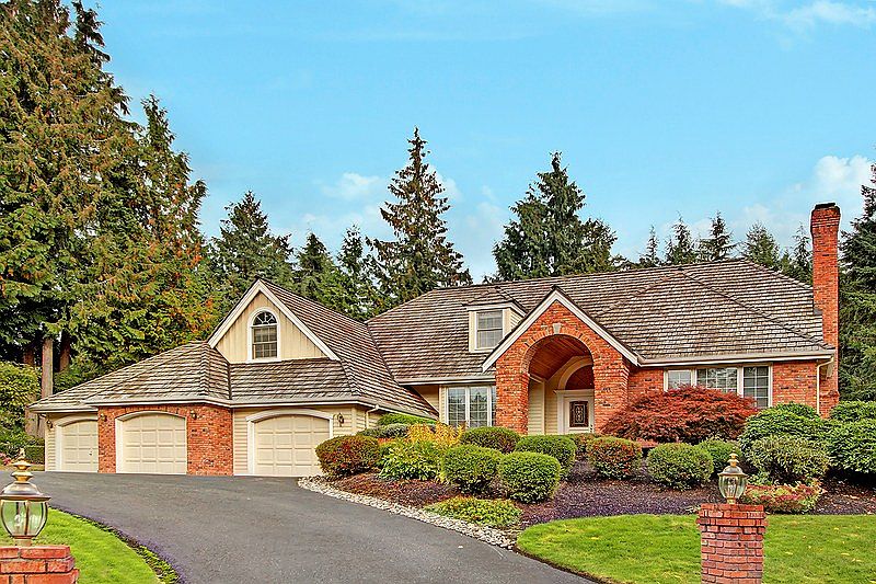 1st image of 10116 218th Ct NE
