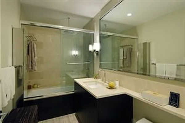 Sold by Douglas Elliman | media 14