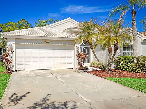5th image of 7008 SE Twin Oaks Circle