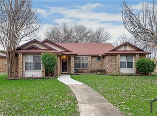 8016 Rice Dr, Rowlett, TX 75088