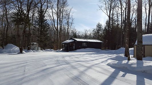 100 Little John Dr