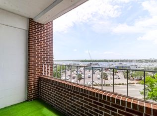 14 Lockwood Dr APT 4K, Charleston, SC 29401
