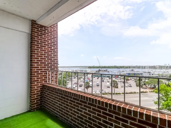 14 Lockwood Dr APT 4K, Charleston, SC 29401