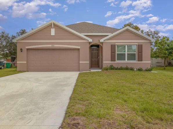1925 SE Sandia Drive, Port St Lucie, FL 34983