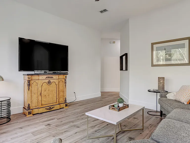 140 Oceans Edge Dr — Photo 13