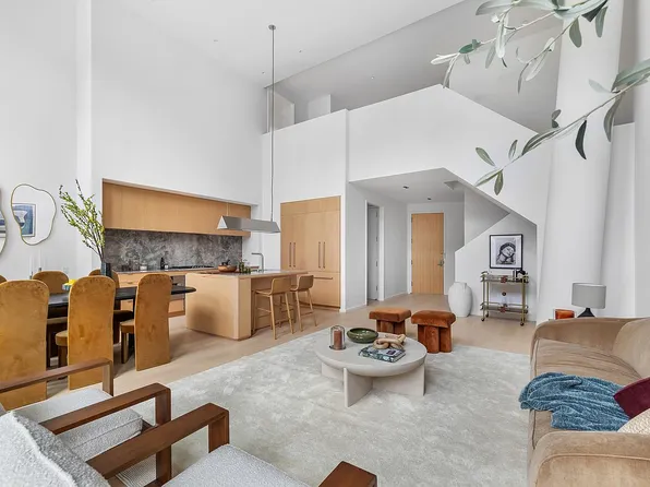 30 Front St #10A, Brooklyn, NY 11201