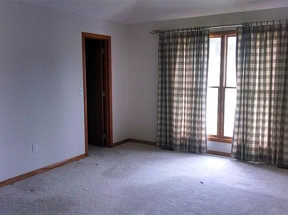 5th image of 954 2500th Ave