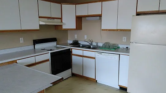 5586 Lapeer Rd — Photo 1