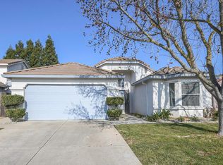 9310 Village Tree Dr, Elk Grove, CA 95758