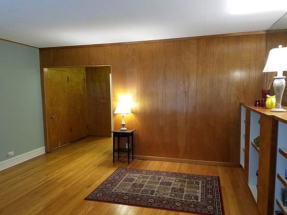 3rd image of 6519 N Campbell Ave