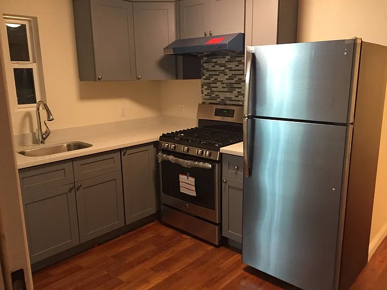 5716 Gaskill St — Photo 8