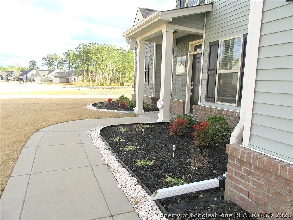 4 bed, 3.5 bath, 3190 sqft, $2,500 — Photo 4