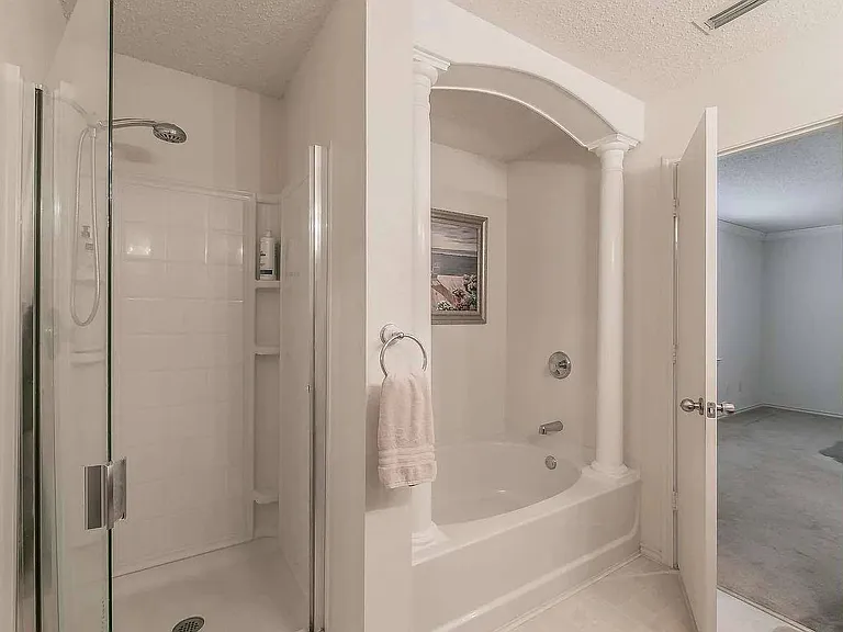 4028 Irish Setter Dr — Photo 12