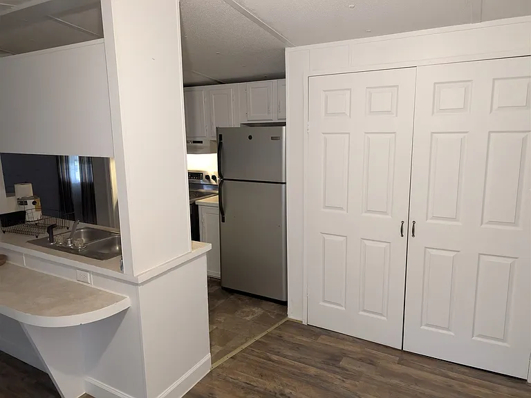 4182 Goose Hollow Rd — Photo 4