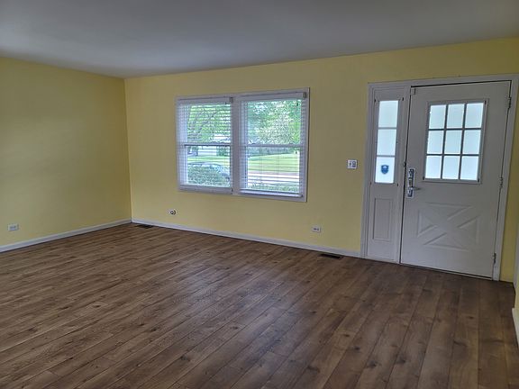 4th image of 4112 Crimson Dr