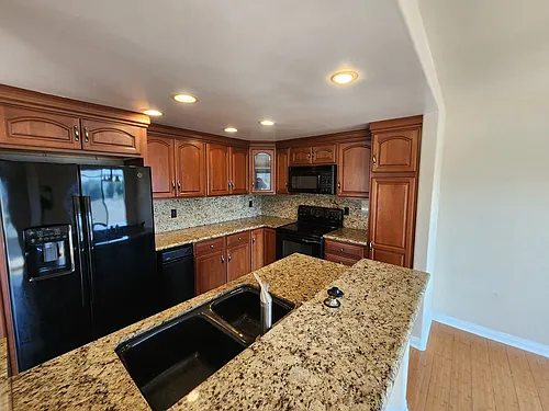 7780 Parkway Dr #1202 Photo 1