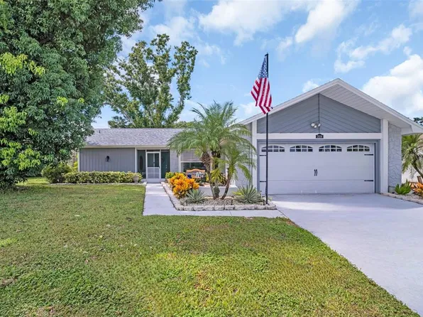 2936 Macalpin Dr W, Palm Harbor, FL 34684