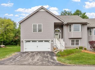 4 Guernsey Dr, Atkinson, NH 03811