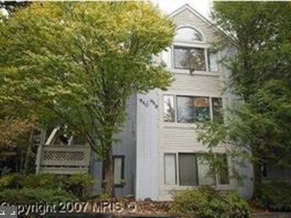 948 Windbrooke Dr #948, Gaithersburg, MD 20879