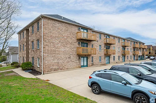 420 S Chauncey Avenue Photo 1