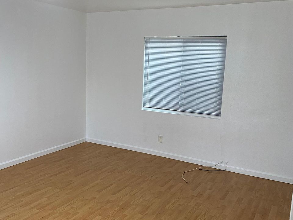 1st image of 4626 E 7th St APT 3