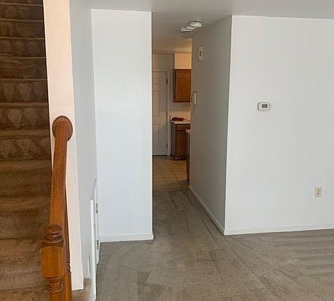 4th image of 805 W Leigh St