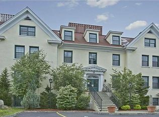 325 Highland Ave APT 202, Mount Vernon, NY 10553